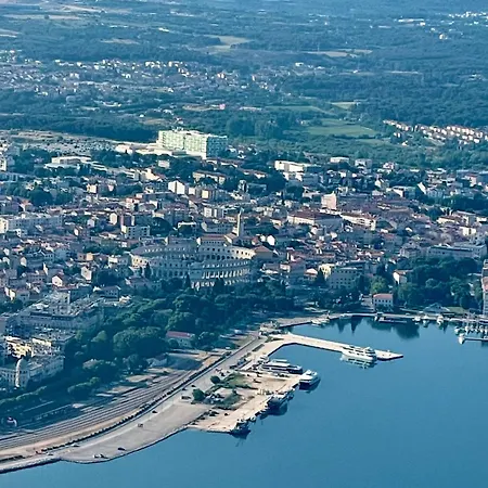 Вилла Modern With Garden & Terrace, 13 Min To Arena