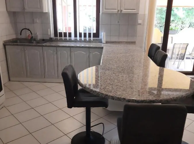 Modern Croatian House بولا