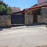 Modern Croatian House * 풀라